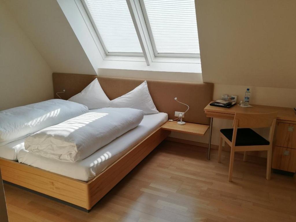 Der Loewen, Loewen Betriebs- Und Management Gmbh Zajazd